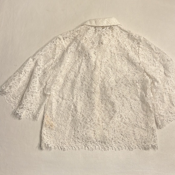 L'AGENCE FERN SHORT SLEEVE LACE SHIRT - Picture 7 of 8